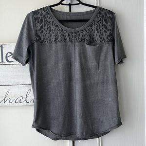 Lululemon Run Away tee